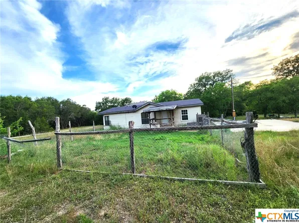 882 Private Road 3090, Lampasas, TX 76550