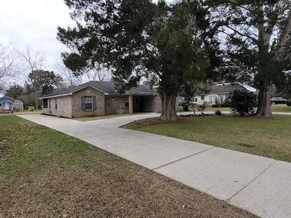 18689 Florida St, Robertsdale, AL 36567