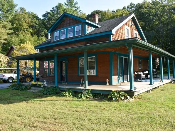 81 Red Bridge Rd, North Grosvenordale, CT 06255