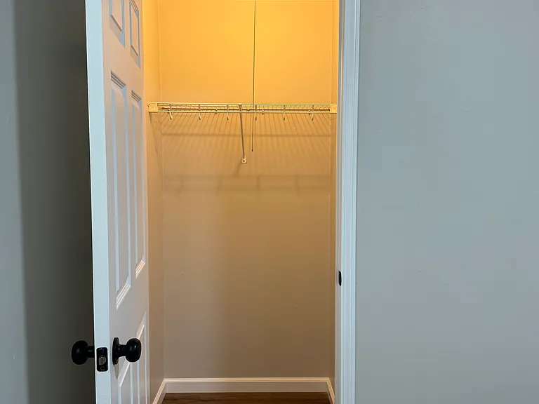 2230 N Aline Ave — Photo 18