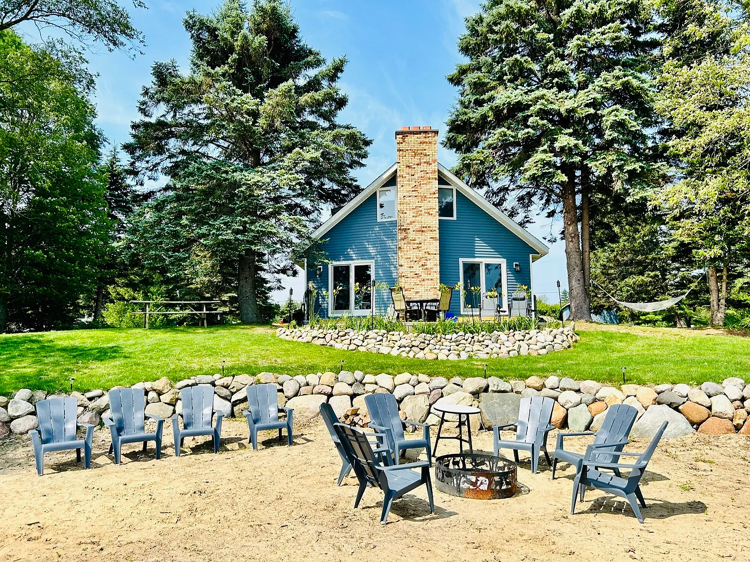 3 bed, 1500 sqft, $2,200 — Photo 1