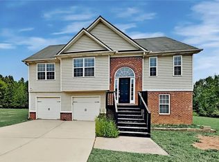 213 Merrill Mdws, Douglasville, GA 30134