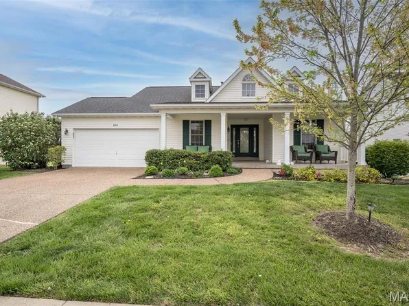 404 Harby Dr, Wentzville, MO 63385