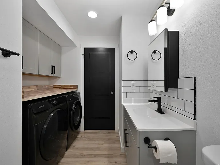 13416 E 26th Ave — Photo 24