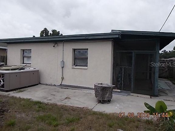 3rd image of 7220 36th Ave N
