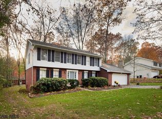 562 Lanceshire Ln, State College, PA 16803