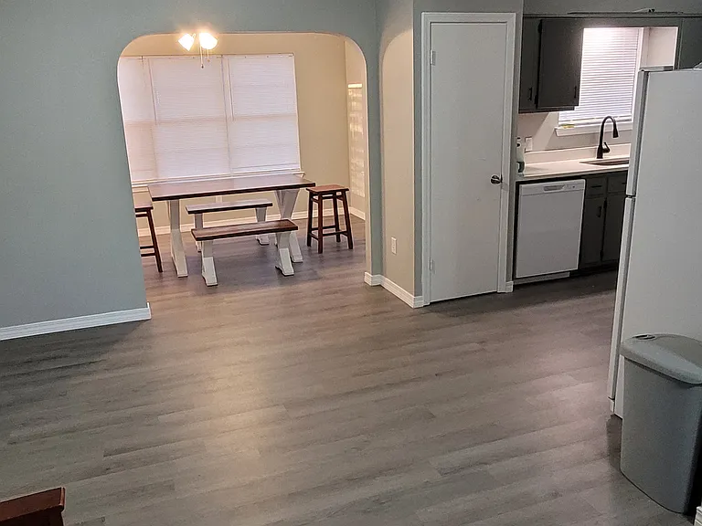 8802 Pebble Brook Dr — Photo 6