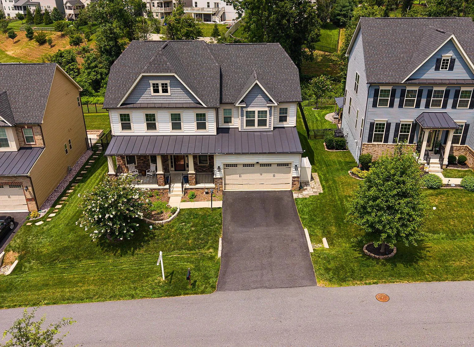 5 bed, 5.0 bath, 5276 sqft, $4,600 — Photo 3