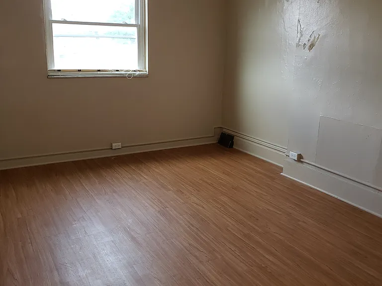 512 Broadway Ave #3 — Photo 4