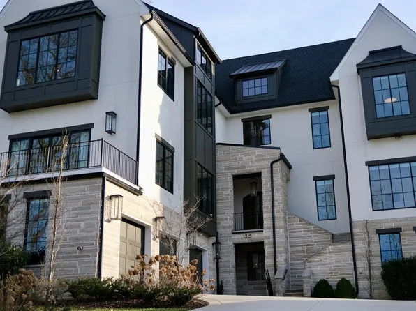 1315 Lone Oak Cir, Nashville, TN 37215