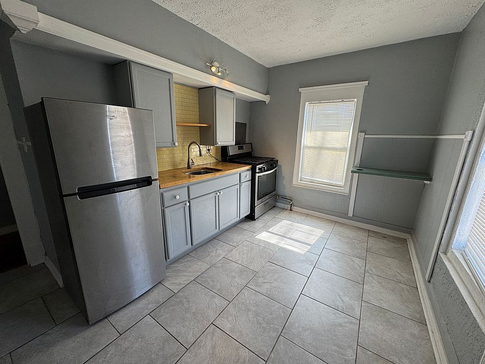 1st image of 1517 E Michigan St APT 2