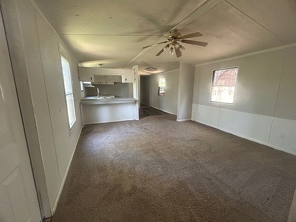 4th image of 141 Brush Arbor Ln