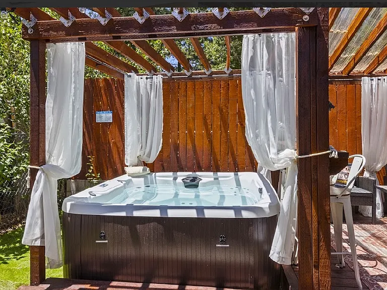 1005 N Michael Ave — Photo 14