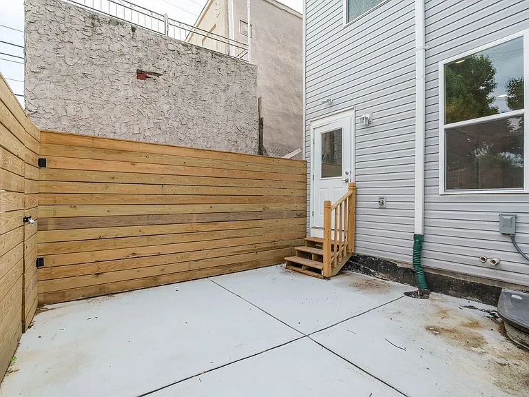 2262 N 2nd St — Photo 19