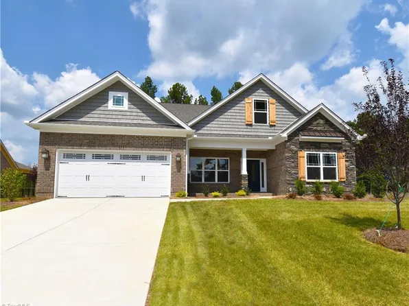 7804 NW Meadows Dr #79, Stokesdale, NC 27257