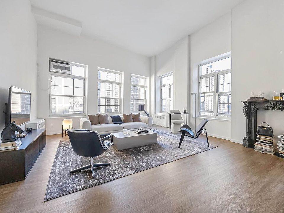 1st image of 88 Fulton St #523