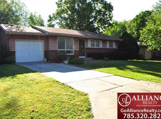 1960 Strong Ave, Manhattan, KS 66502