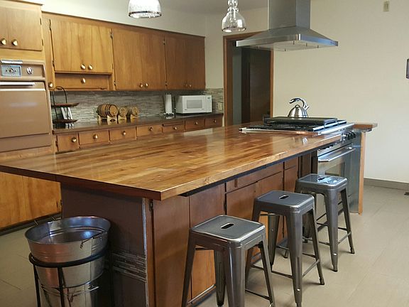 Gourmet Kitchen