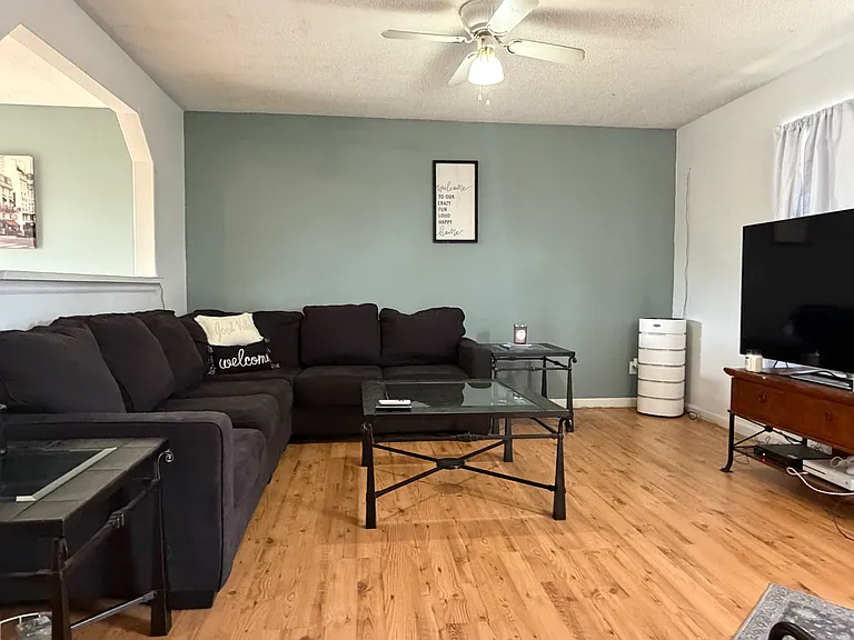 2236 Fernwood Dr — Photo 4