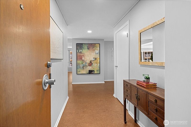 3rd image of 1221 Minor Avenue #803