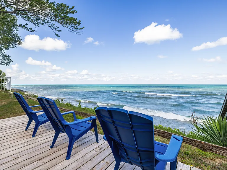 1310 Shore Dr — Photo 12