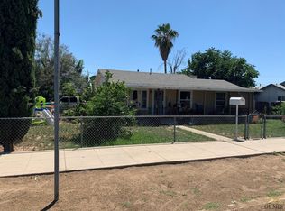 1131 Quincy St, Bakersfield, CA 93305