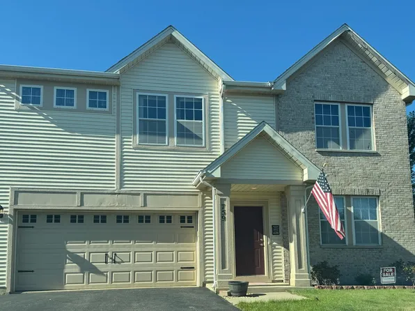 759 Glen Cove Ln, Hampshire, IL 60140