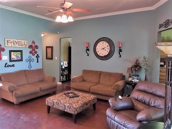 4th image of 1506 Windsor Ave