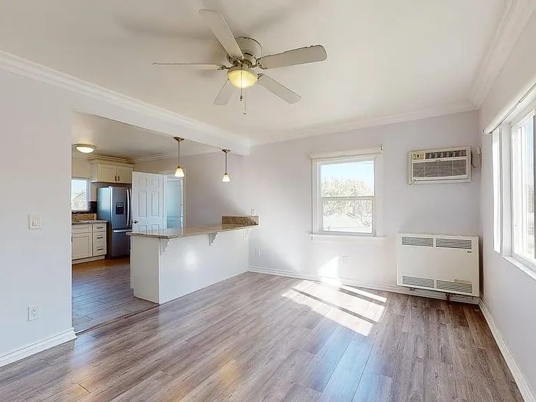 715 Orme Ave — Photo 3