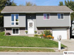 14008 Greenfield Rd, Omaha, NE 68138