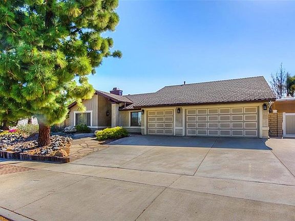 5th image of 2077 Dove Ct