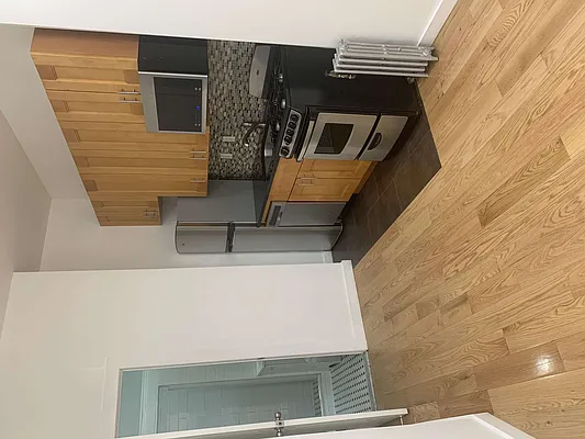 Rented by Abode Well Realty Inc | media 14