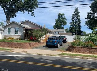 78 Edgewood Ter, South Bound Brook, NJ 08880