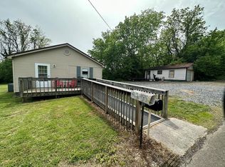 209 Eastview Dr, Bean Station, TN 37708