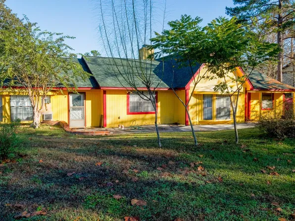 828 Barrie Ave, Tallahassee, FL 32303