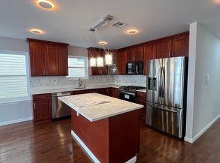 323 S 19th St APT 2, Newark, NJ 07103