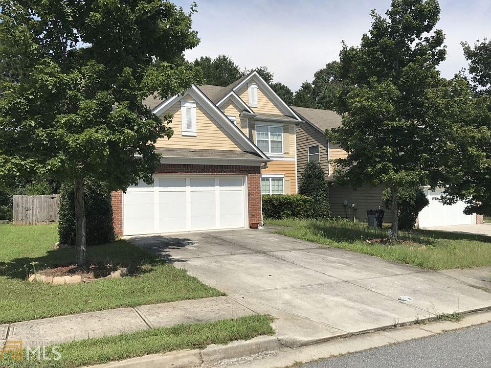 1st image of 415 Laurelton Cir