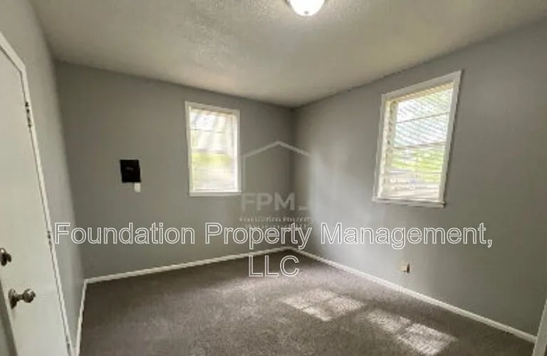 1700 Dabbs Ave — Photo 15