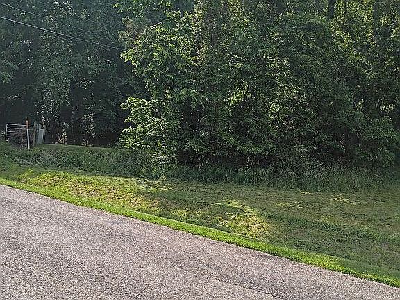 5th image of 4980 SW Beagle Club Rd