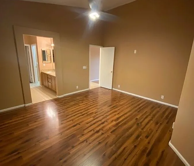 8862 W Shaw Butte Dr — Photo 16