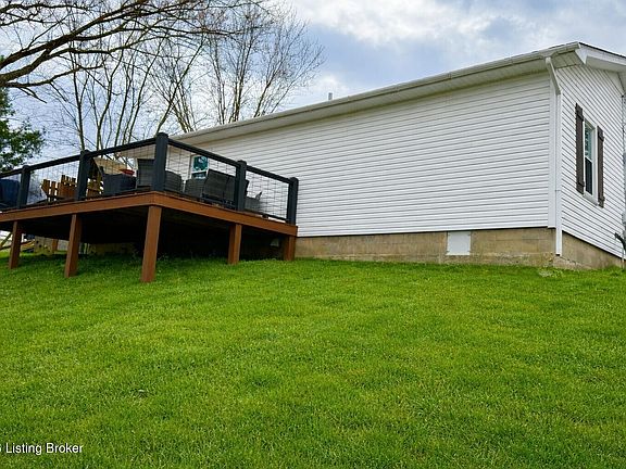 5th image of 926 Salem Church Rd