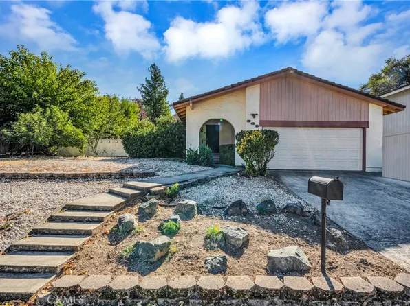 869 15th St, Lakeport, CA 95453