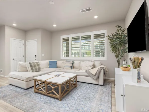 6078 N Lisbon Street, Aurora, CO 80019
