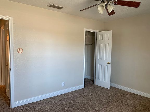5th image of 1516 N Brazos Ave