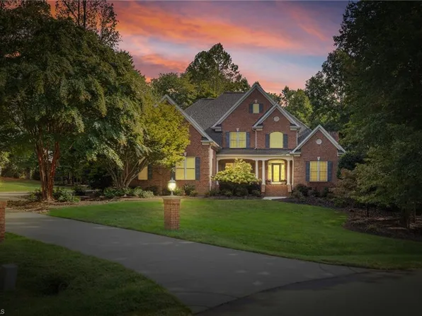 6806 Fegan Rd, Summerfield, NC 27358