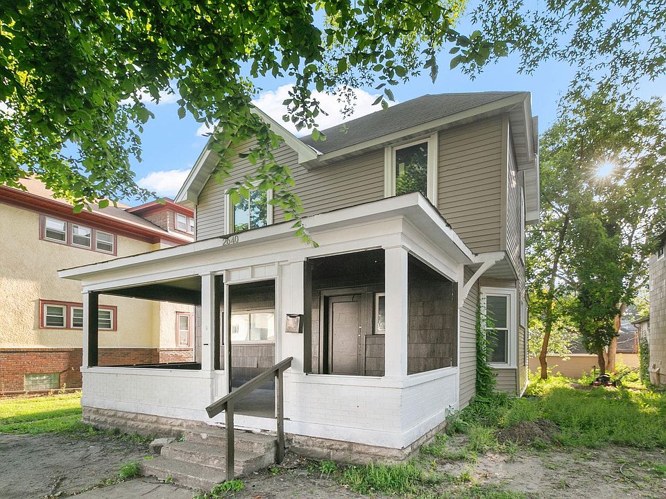 1st image of 2640 Dupont Ave N