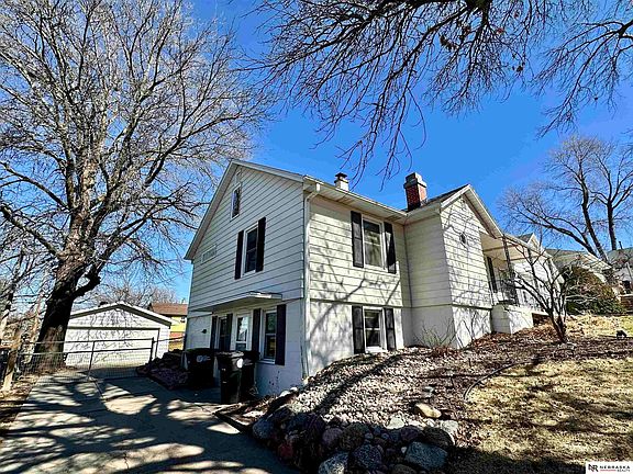 2nd image of 5610 R St