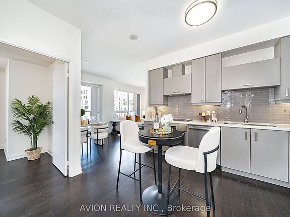 3rd image of 28 Uptown Dr #622