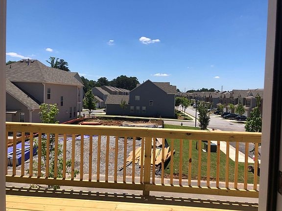 4th image of 3039 Regal Crown Dr #3039