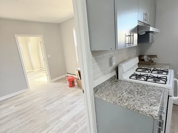 (undisclosed Address), Hempstead, NY 11550